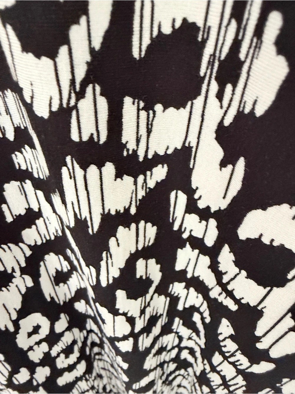 Ruby Rd. Abstract Print Black & White XL - Picture 5 of 6